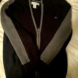 Boys size 6 Calvin Klein zip-up sweater